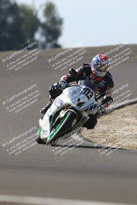 media/Nov-02-2025-Lets Ride (Sun) [[f7a3caa734]]/B Group/1220pm (Turn 2 Outside)/